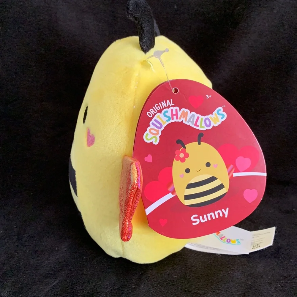 Squishmallows Sunny the Bee NWT 6” with Flower NWT - Picture 5 of 10